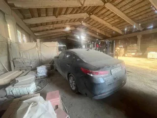 Kia Optima 2016 года, 141 лс, 180000 км, АКПП, идентификационный номер (VIN): 5XXGT4L32GG092403, государственный номер Х757ОС790. АВТОМОБИЛЬ НЕ НА ХОДУ. Отсутствует коробка передачи, двигатель, фары.