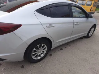 HYUNDAI AVANTE 2018, автомобиль марки: HYUNDAI модели: AVANTE, год выпуска: 2018 г., идентификационный номер (VIN): KMHD641LBKU792204. По предварительной записи по телефону: +7 968 019 73 72, электронная почта: nika.dzhincharadze@yandex.ru