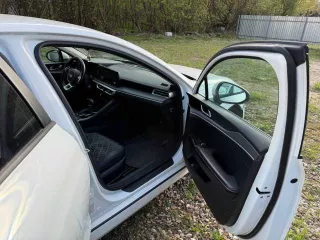 KIA K5, год выпуска 2021. Кузов № XWEG2414BM0001750, VIN: XWEG2414BM0001750. Находится в залоге.