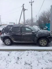 Renault Duster 2012 года, черный, пробег 404562 км, Волгоградская область, Суровикино. VIN X7LHSRH8547874325. Состояние неудовлетворительное, не на ходу, требуется капитальный ремонт двигателя.