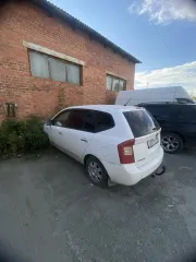 KIA Carens UN 2009 Легковой автомобиль марки: KIA, модель: KIA FG (Carens/UN), год выпуска: 2009г., идентификационный номер (VIN): XWEFG521390000030, находится в залоге ПАО "Совкомбанк" Ознакомление с имуществом производится по адресу: г. Екатеринбург, ул. Фронтовых бригад 13. Телефон для…