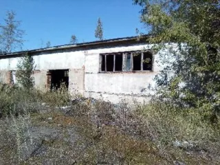 Земельный участок 33 366 м² с 9 объектами недвижимости и ограждением, Смоленская область, Сафоново. Земельный участок площадью 33366 кв.м с кадастровым номером 67:17:0010412:34 с расположенными на нем 9 объектами недвижимого имущества и объектом движимого имущества (ограждение) первоначальная…