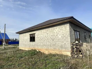 Дом 139,7 кв.м и участок 760 кв.м, Оренбургская обл. Жилой дом пл. 139,7 кв.м. кад. № 56:25:1401015:642 и земельный участок 760 кв.м. кад. № 56:25:1401015:223 по адресу: Оренбургская обл. Оренбургский р-н с.Татарская Каргала ул.Столярная д. 12А.