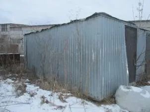 Склады и ж/д пути 5586,8 кв.м, участок 28555 кв.м, Абакан. Имущество, расположенное по адресу: Республика Хакасия, г. Абакан, ул. Горная, д. 7: Недвижимое имущество - Нежилое здание (склад II группы №1), кад. №19:01:080501:1366, пл.1177,1 кв.м. Нежилое здание (склад II группы №2)…