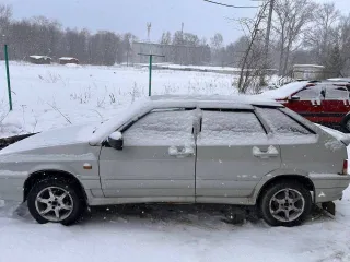 ВАЗ 2114 2001; ВАЗ 21140 2004 ВАЗ 2114, 2001 года, 77 лс, 273 000 км еще ВАЗ 2114, 2001 года, 77 лс, 273 000 км еще Транспортное средство — легковой автомобиль ВАЗ 21140, 2004 года выпуска, VIN XTA21140053839272, ГРЗ Н609МЕ73, цвет кузова — молочно-белый серебристый