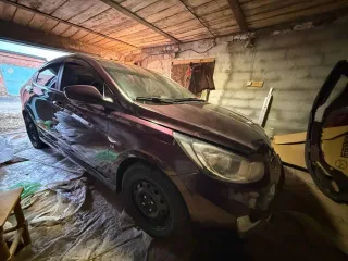 Хендай Солярис, цвет: фиолетовый, VIN: Z94CU41DACR154349, ПТС: 50 РТ 555557, г/н: Т975ВХ550. Состояние: на ходу. Комплектация: гидроусилитель, 4 электростеклоподъёмника, кондиционер, подогрев передних сидений. Описание: Машина в хорошем состоянии, по кузову есть небольшая коррозия. Лобовое стекло…