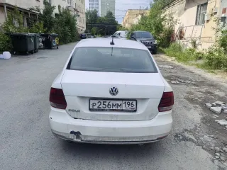 Volkswagen Polo 2018, VIN: XW8ZZZ61ZKG007437, цвет кузова: Белый