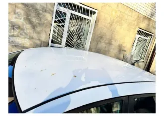 Nissan Tiida 2007 года, 109 л.с., пробег 300000 км. Автомобиль Nissan Tiida Latio, цвет белый, ПТС 25 УВ 315859, государственный номер К985АН125, страна-изготовитель Япония, разрешенная максимальная масса 1475 кг, масса без нагрузки 1200 кг.