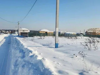 Земельный участок 608+/-9 кв.м с кадастровым номером 50:28:0090240:1449, расположенный по адресу: Московская область, городской округ Домодедово, с. Введенское. На имущество зарегистрировано ограничение (обременение) права: находится в залоге у ПАО "Сбербанк": Ипотека в силу закона №…