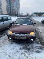 Hyundai Accent, 2009. Легковой седан, VIN: X7MCF41GP9M218309, цвет: красный.