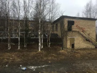 Теплица 197.7 кв.м с участком, Республика Коми. Нежилое здание – теплица, кадастровый номер: 11:12:0000000:1266. Республика Коми, г.Печора, п.Луговой, ул.Русанова, д. 3а одновременно с земельным участком. Общая площадь здания 197,7 кв.м., одновременно с земельным участком, кадастровый номер…