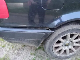 Audi 80, 1994 года, 90 лс, 420089 км, тип ТС легковой автомобиль, (VIN): WAUZZZ8CZRA205464, год изготовления ТС: 1994, мощность 90 л.с, цвет: синий, пробег 420 089 км. Кузов автомобиля требует сварочных и лакокрасочных работ. Автомобиль не заводится.