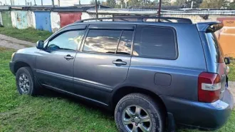 Toyota Highlander 2004 года, 230 л.с., пробег 257843 км, автоматическая коробка передач. VIN: JTEEP21A040032971, госномер У428УХ22.