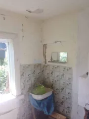 1/5 доля дома и 1/5 доля земельного участка в Томской области. Еще 1/5 доля дома и 1/5 доля земельного участка в Томской области. Еще 1/5 жилого здания кадастровый номер 70:12:0202001:711, площадью 30,4 кв.м., расположенного по адресу: Томская область, Первомайский район, село Комсомольск, улица…