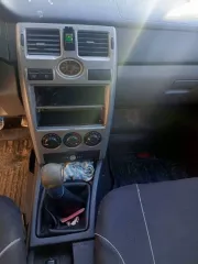 Транспортное средство LADA Priora, VIN XTA21703080134306, 2008 г.в., ГРЗ – C593РО163. Требуется замена радиатора, в данный момент снят, лежит в багажнике. Машина стоит второй год.