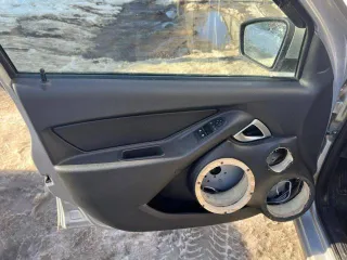легковой автомобиль LADA GRANTA, 2020 г.в. VIN: XTA219070L0695898, цвет кузова: серый. Багкажник поврежден в результате ДТП