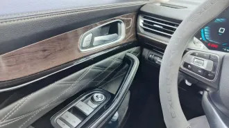 Exeed vx 2023 автомобиль марки Exeed модель vx 2023 г.в. VIN-номер LVTDD24B4PD275417 по тел. + 7 921 564 25 77, эл. почта chekashihmin@yandex.ru, по адресу: г. Санкт-Петербург, пр-кт Пятилеток, д. 3, лит. А