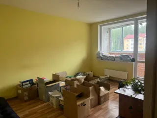 Квартира 68,2 кв.м в г. Лесной Свердловской области, ул. Ленина, д. 132, кв. 29. Жилое помещение, площадь 68,2 кв.м, кадастровый номер 66:54:0101005:2701. Осмотр по предварительной записи по телефону +7-9221991327.