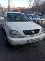 Легковой автомобиль марки Toyota Harrier, 1999 года выпуска, регистрационный номер В799НУ125, кузов № SXU150007999.