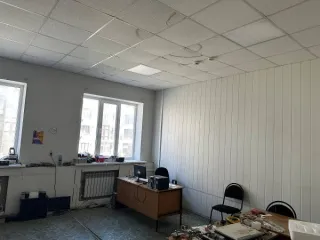 Помещение 188,5 кв. м в Дербенте, Республика Дагестан, по адресу: ул. Гейдара Алиева, ул. Советская, 6. Расположено на 3 этаже, номера на плане: 16-23. Косметический ремонт. Кадастровый номер здания: 05:42:000004:453. Назначение: помещение свободного назначения, за исключением почтовой…