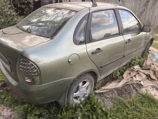 Lada Kalina 2008 года, 89 лс, 300000 км, VIN: XTA11184080166936, госномер: Р426АВ40, мощность 65,0 кВт / 89,0 л.с., цвет кузова: Светло-зеленый, СТС: 99 26 094363. Имущество НЕ НА ХОДУ.