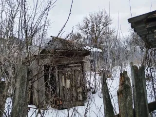 1/3 доли жилого дома 29.4 кв.м и 1/3 доли земельного участка 2800 кв.м в Белгородской области: Земельный участок, общая долевая собственность, доля в праве 1/3, площадь 2800 +/- 19 кв.м, кадастровый номер 31:10:0903003:87, адрес местоположения: Белгородская область р-н Яковлевский с. Вислое ул…