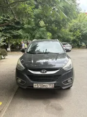 Hyundai ix35 2013 автомобиль марки Hyundai модель ix35 2013 г.в. VIN-номер TMAJU81EBEJ505486 ознакомление с имуществом осуществляется по месту его нахождения (Краснодарский край, Гулькевичский р-н, г. Гулькевичи, мкр. Запаный, д. 3, кв. 68 ) в раб. дни с 10.00 до 17.00 ч после предварительного…