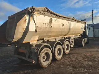 BODEX KIS 3W-S 2012, полуприцеп самосвал BODEX KIS 3W-S, 2012 года выпуска, цвет серый, VIN SU90333GHCSBU1274, г. Самара, ограничения и обременения: зарегистрирован за должником Банка, перерегистрация на нового владельца будет осуществлена после заключения договора купли-продажи