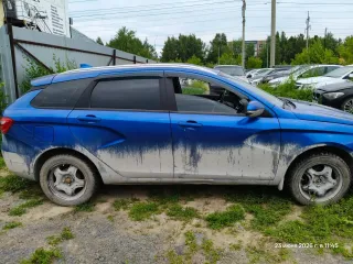 Lada Vesta 2021 года, VIN: XTAGFK110NY618796. Автомобиль находится в залоге у АО «Кредит Европа Банк (Россия)», на имущество наложены ограничения в виде запрета на регистрационные действия. Недостатки: трещина на лобовом стекле, следы коррозии на кузове. Транспортное средство находится на стоянке у…