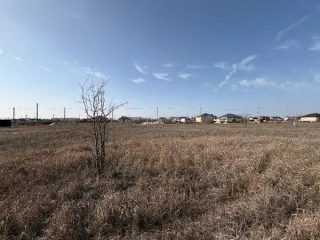 Земельный участок 500 кв.м. для ИЖС, Ростовская область, городской округ город Волгодонск, город Волгодонск, улица Александра Неумывакина, земельный участок 12. Категория земель: земли населенных пунктов. Кадастровый номер: 61:48:0040240:320. Основной вид разрешенного использования: 2.1.