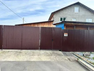 Доля в праве собственности на земельный участок площадь 1049 кв.м., кадастровый номер: 42:24:0401059:489 с расположенным на нем жилым домом площадь 150,2 кв.м., кадастровый номер: 42:24:0401059:1756, адрес: Россия, Кемеровская область, город Кемерово, улица Коперная, дом 16, размер доли 1/3