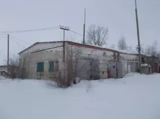 Склад ГСМ, назначение: складское, 2 этажный, общая  площадь 525,5 кв.м., инв. №63:221:002:000129160:А, лит. А,  адрес  местоположение объекта : Саратовская область,  Калининский район, с. Казачка, ул. Советская, уч. 14а  Право аренды до 27.12.2065 земельного участка, категория  земель: земли…