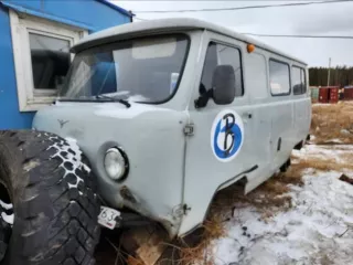 Автомобиль УАЗ-220695-04, VIN XTT220695C0474583, шасси 220695C0495875, 2012 г.в., гос. номер Т 332 НЕ 163. Автомобиль УАЗ-220695-04, VIN XTT220695E0402472, шасси 220695D0423764, 2013 г.в., гос. номер Т 629 РО 58. Красноярский край, п. Богучаны.