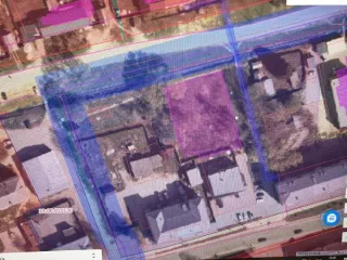 Земельный участок площадью 1411 кв. м для общественного питания, расположенный по адресу: Владимирская область, город Камешково, улица Ногина. Основной вид разрешенного использования: 4.6. Кадастровый номер: 33:06:010130:563. Участок относится к землям населенных пунктов, территориальная зона…