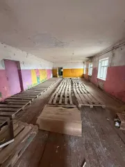 Здание 238,2 кв.м. и земельный участок 1048+/-11 кв.м. в Брянской обл. Земельный участок площадь 1048 +/- l l кв.м., адрес (местонахождение): Россия, Брянская область, Дубровский р-н, рп Дубровка, ул. Сельхозтехника, вид права: собственность, кадастровый номер: 32:05:0110506:104. Залог в пользу…