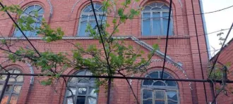 Здания 403 кв.м. и земельный участок 2250+/-17 кв.м. в Ингушетии: 1) Земельный участок, кадастровый номер: 06:01:0500001:1317, площадью 2 250 +/-17 кв.м., Земли населенных пунктов, вид разрешенного использования: под дошкольное детское учреждение, адрес: Республика Ингушетия, р-н Малгобекский, с…