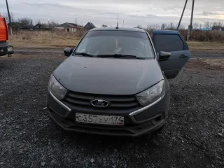 Лада Гранта, 2019, вин-код XTA219010K0602621. Получить более подробную информацию и ознакомиться с имуществом можно по согласованию с финансовым управляющим по e-mail: espechurina.torgi@mail.ru, Курганская область, село Сулюклино, ул Гагарина, д 34.