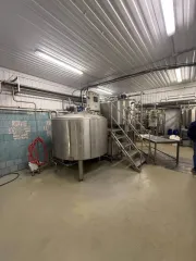 Оборудование для сыроварни в составе 55 позиций, де-факто входящее в состав и являющееся частью единого производства, расположенного по адресу: Вологодская область, Череповецкий район, Нелазское сельское поселение, деревня Шулма, улица Школьная, дом 10. Точное наименование, состав и количество…