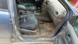 Ford Focus 2006 года, синий. VIN: X9F4XXEED46B27911, ПТС: 50НК562499, госномер: Х344ЕУ750. Разрешенная максимальная масса 1910 кг, масса без нагрузки 1325 кг. Автомобиль в залоге у ООО МКК «Корона», не на ходу. Пробег 396 000 км.