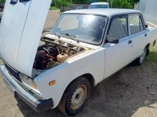 Mitsubishi Canter 1997, ВАЗ-21053 2005, Toyota Corolla 2001. Проверка исправности имущества не проводилась. Товаросопроводительные документы не передавались. Погрузка и транспортировка имущества с места хранения осуществляется Покупателем силами Покупателя и за счет Покупателя. Продавец не несет…