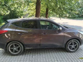 ХЕНДЭ IX35 2013 года, VIN: TMAJU81BADJ450095, серия и номер ПТС: 39 РМ 033336