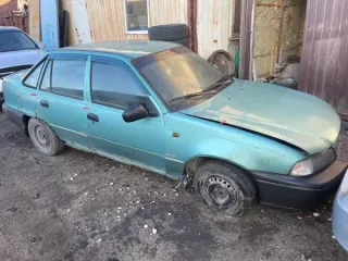Единый лот в количестве 3 автомобилей: ДЭУ НЕКСИА, 2000 год выпуска, государственный регистрационный знак Е 443 СМ 76, VIN ULV3L31BDYA085986 ДЭУ LANOS, 1997 г.в., государственный регистрационный знак К253ВС76, VIN KLATF08CEWB160847. Имеется 1 ключ. Документы отсутствуют. Регистрационный номер АС…