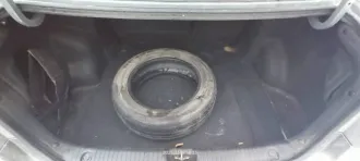 Kia Rio 2014 года, цвет темно-серый. VIN: Z94CB41BAFR268598, ПТС: 78 ОК 524201, госномер: М719ВН186. Произведен в России. Двигатель: модель G4FC, номер EW616334, мощность 123 л.с. (90.4 кВт), объем 1591 см³. Номер кузова: Z94CB41BAFR268598. Экологический класс 4. Разрешенная максимальная масса 1565…