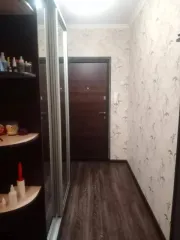 1/2 доли квартиры и жилое помещение 35,9 кв.м Брянская область, помещение назначение: жилое помещение площадь: 35,9 кв. м этаж: 2 адрес: Российская Федерация, Брянская область, муниципальный округ Жуковский, деревня Петуховка, переулок Центральный, дом 4, квартира 5 кадастровый номер…