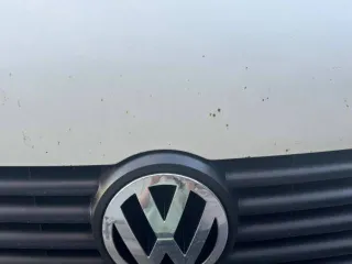 Volkswagen Transporter 2005 года.