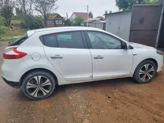 Renault Megane II 2012 года выпуска, VIN VF1BZAR0546988530. Автомобиль находился в эксплуатации и является бывшим в употреблении; может иметь скрытые недостатки (неисправности), которые являются следствием эксплуатационных дефектов или естественного износа любых узлов, агрегатов и комплектующих, а…