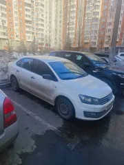 Volkswagen Polo 2019 года, 110 л.с., 401574 км, цвет белый, VIN XW8ZZZ61ZKG047241, является предметом залога АО "Тбанк".