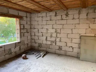 Жилой дом 203,2 кв.м, участок 2122 кв.м, Челябинская область. Кадастровый номер дома: 74:07:1000014:390, участка: 74:07:1000014:35. Объект может быть приобретен с использованием заемных средств ПАО Сбербанк.