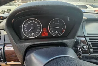 BMW X5 xDrive 30d, 2012 года, 245 лс, 330000 км, полный привод, АКПП. Легковой автомобиль, марка: BMW X5 xDrive 30d, год выпуска: 2012, идентификационный номер VIN: X4XZW411X0L838543.