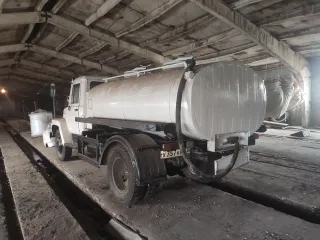 Автомобиль грузовой 4616-01 (автоцистерна) 2010 года, VIN XVU4616AAA0000255. Модель 4616-01, категория С. Двигатель Д245.7Е3 №528582, дизельный, 119 л.с. (87,5 кВт), рабочий объем 4750 куб.см, экологический класс 3. Цвет кабины белый. Разрешенная максимальная масса 8180 кг, масса без нагрузки 4105…